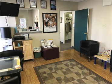 Reception area Clementon Family Dentistry Dr. Kenneth Soffer