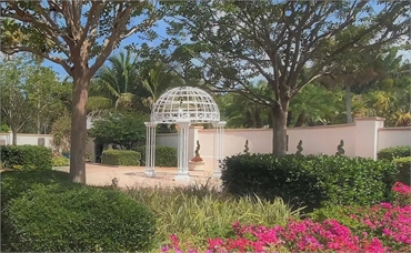 Florida Botanical Gardens few paces to the north of Largo dentist Bonham Dental Arts