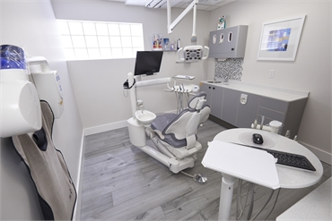 Advanced dental equipment at the operatory at Coral Springs dentist Dental Wellness Team