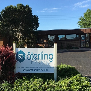 Signboard and front view of Sterling Dental Sterling CO 80751