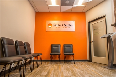 Waiting area at Chula Vista dentist Perfect Smiles California