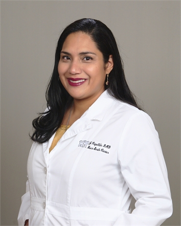 Top dentist in Boca Raton Jessica Capellan of Boca Smile Center