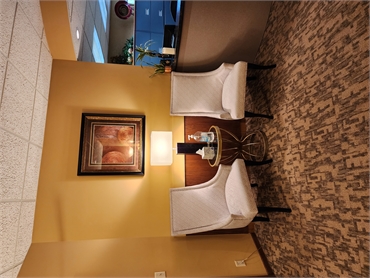 Comfortable seating in the waiting area at Quad Cities dentist The Innovative Dentistry Davenport IA