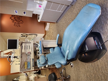 Well lit and modern operatory at Quad Cities dentist Innovative Dentistry Davenport IA