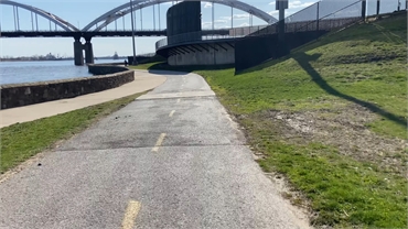 The Riverfront Trail and Centennial Bridge at 10 minutes drive to the south of  Quad Cities Dentist 