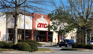 AMC CLASSIC Wilmington 16 at 5 minutes drive to the north of Wilmington dentist Wrightsville Dental