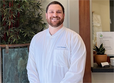 Dentist Reno NV -  Z Dentistry - Dr. Aaron Sanders