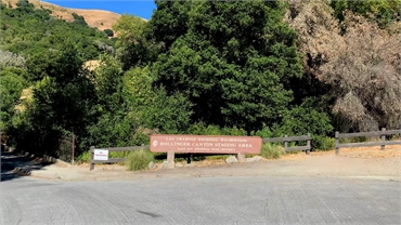 Las Trampas Regional Wilderness Park at 17 minutes drive to the west of Danville orthodontist Diana 