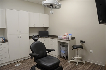 Dentist Aurora IL - Total Health Dental - Dr. Khaja Mohsinuddin