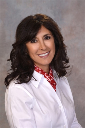 Dr. Donna Vagnozzi-Bucci