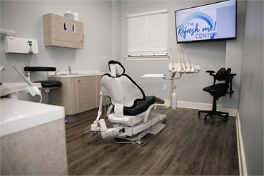 Dental chair and operatory at Refresh Me Dental Center LaGrange GA