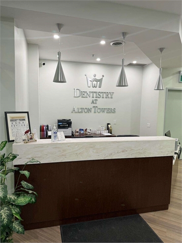 dentistry at alton towers front desk
