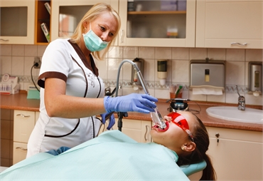 Zahnbehandlung in Diamant Dent