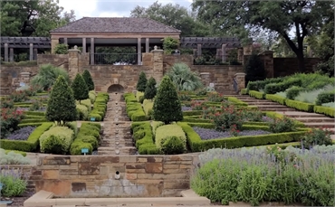 Fort Worth Botanic Garden at 12.5 miles to the north of Sycamore Smiles Pediatric Dentistry