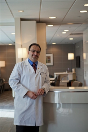 Dr. Mohammad Izadi
