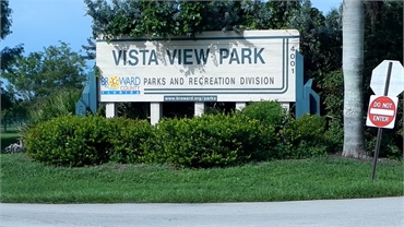 Vista View Park at 15 minutes drive to the northwest of Davie dentist One Dental Studio