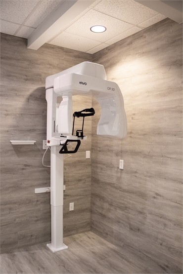 KaVo extraoral 2D OPG and 3D X-Ray machine at Davie dentist One Dental Center