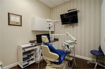 Treatment room at Palm Beach Gardens FL dentist Andrew Rudnick DMD