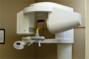 Galileos 3D Cone Beam Imaging System at Tucson dentist Cretive Smiles Dentistry