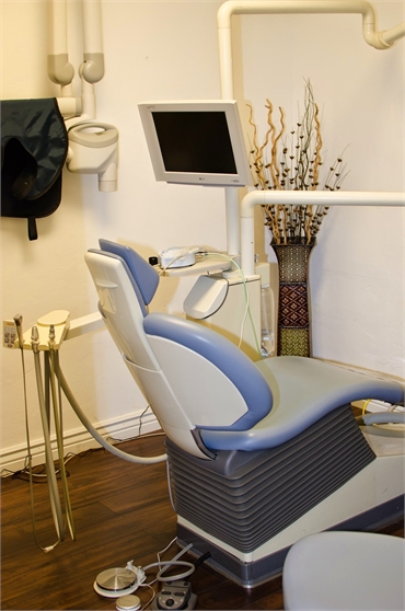 Advanced equipment in the operatory at Creative Smiles Dentistry