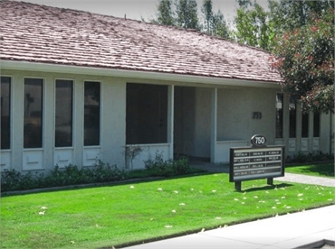 Exterior view of Salinas CA dentist TLC Dentistry