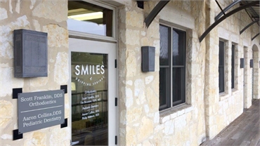 Dedicated entrance to  Smiles of Dripping Springs at Dripping Springs Medical Village