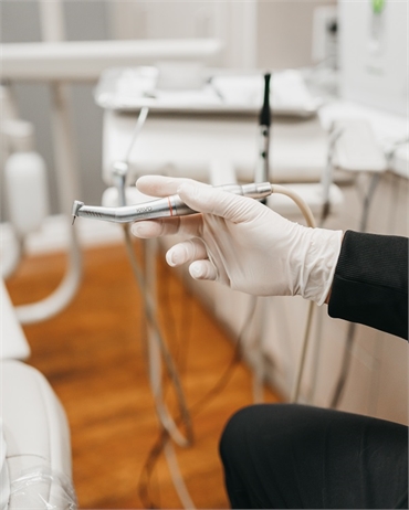 Laser dentistry equipment at Element Dental by Nicholas Pile DMD